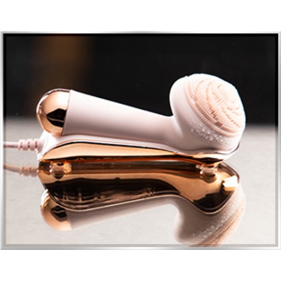 Flawless® Cleanse - Facial Cleanser & Massager Flawless® Cleanse - Facial Cleanser & Massager