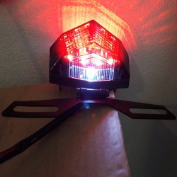 Φανάρι LED Stop για όλα τα οχήματα με 2 φωτισμούς AM-FANV27